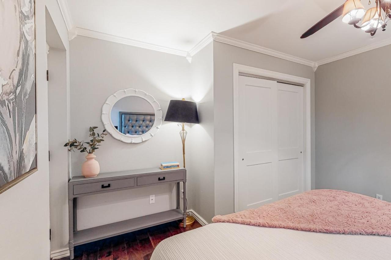 The Saint Appartement Fayetteville Buitenkant foto